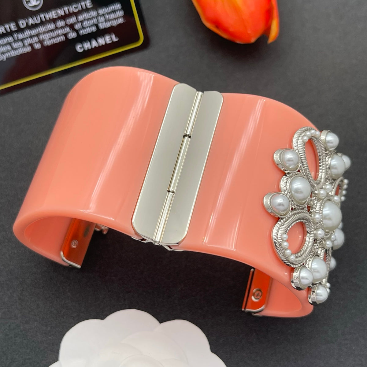 Chanel style acrylic resin bracelets - product photo 5