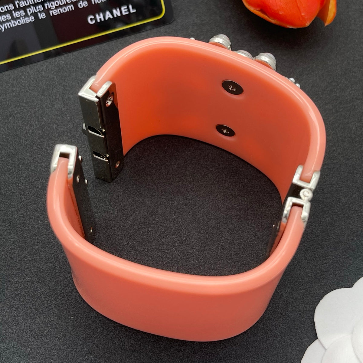 Chanel style acrylic resin bracelets - product photo 6