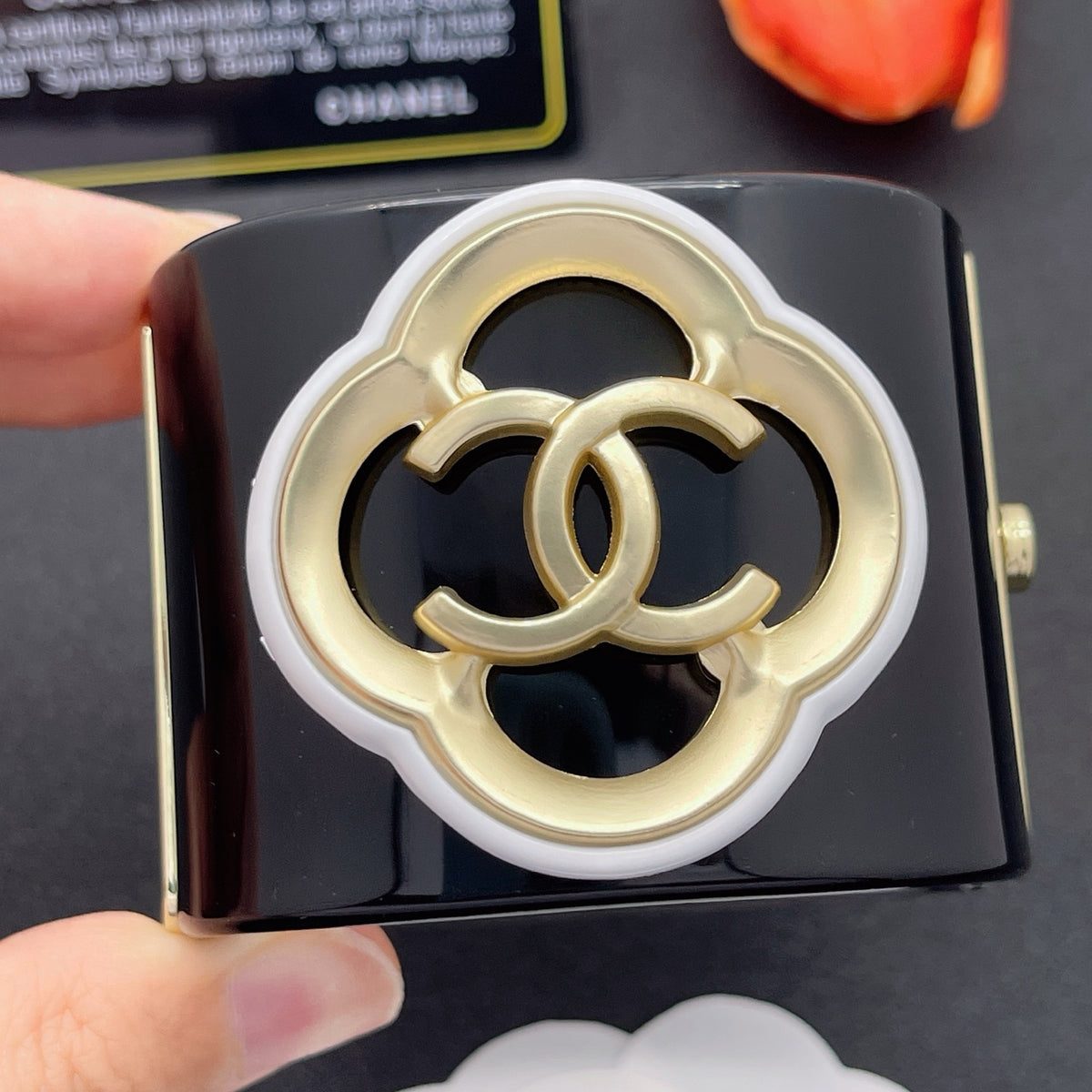 Chanel style acrylic resin bracelets - product photo 1