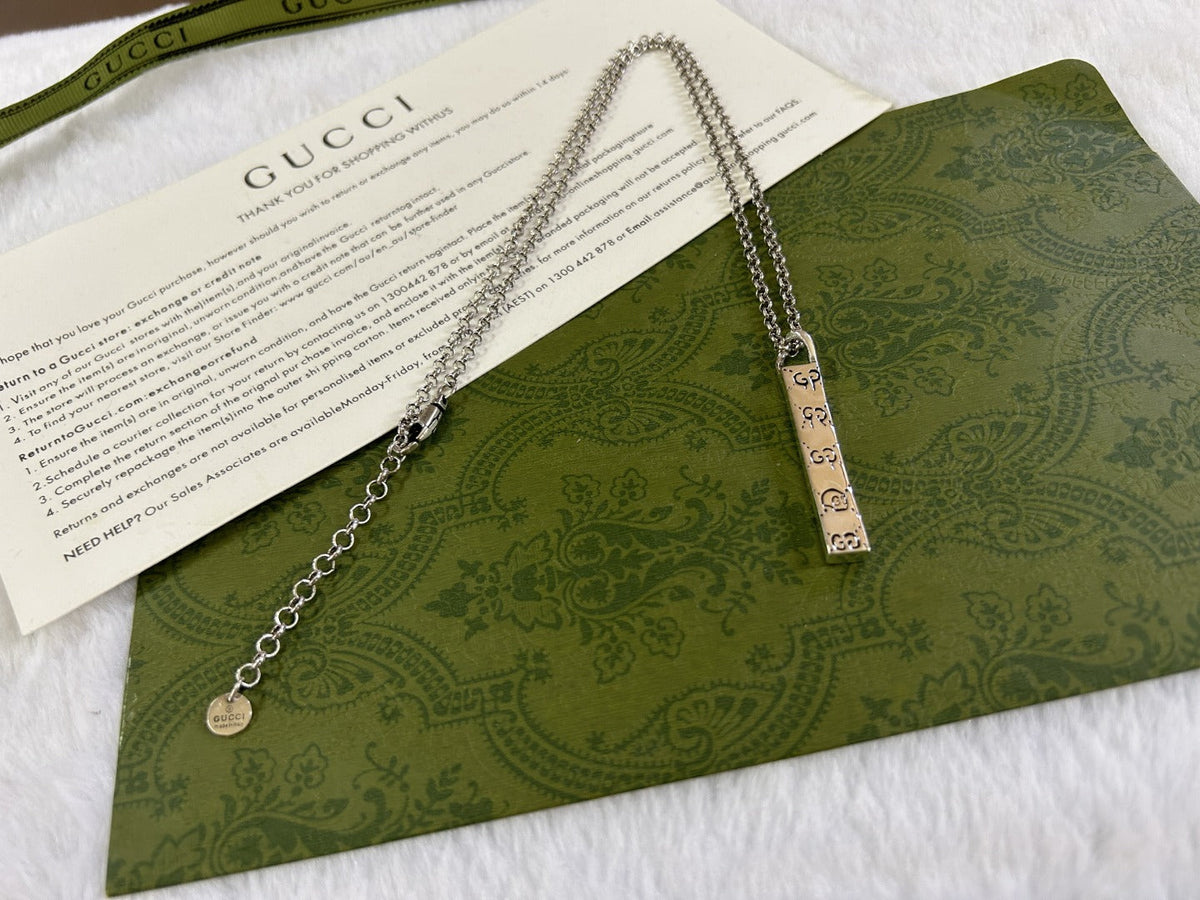 Gucci Skull Necklace - image 3