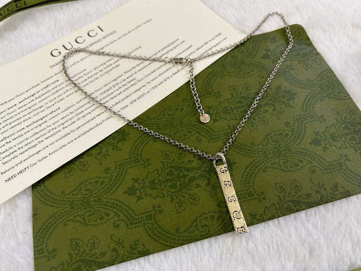 Gucci Skull Necklace - image 4