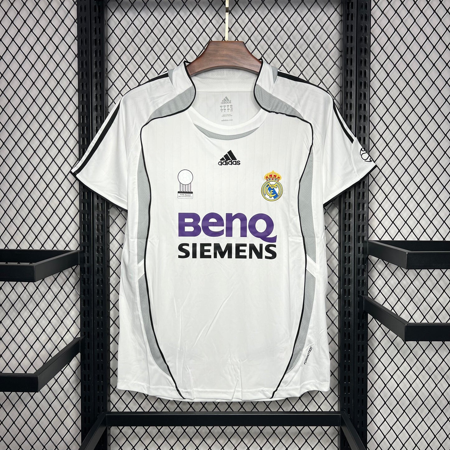 Real Madrid 2006-07 Home Galácticos Retro Jersey – Adidas White Grey Side Panel BenQ Siemens Formotion Beckham Raul R.Carlos La Liga Champion Fan Version Football Shirt