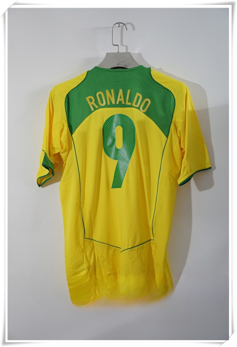 Brazil 2006 World Cup Home Retro Soccer Jersey – Nike CBF Ronaldinho Kaka Ronaldo Roberto Carlos Kit
