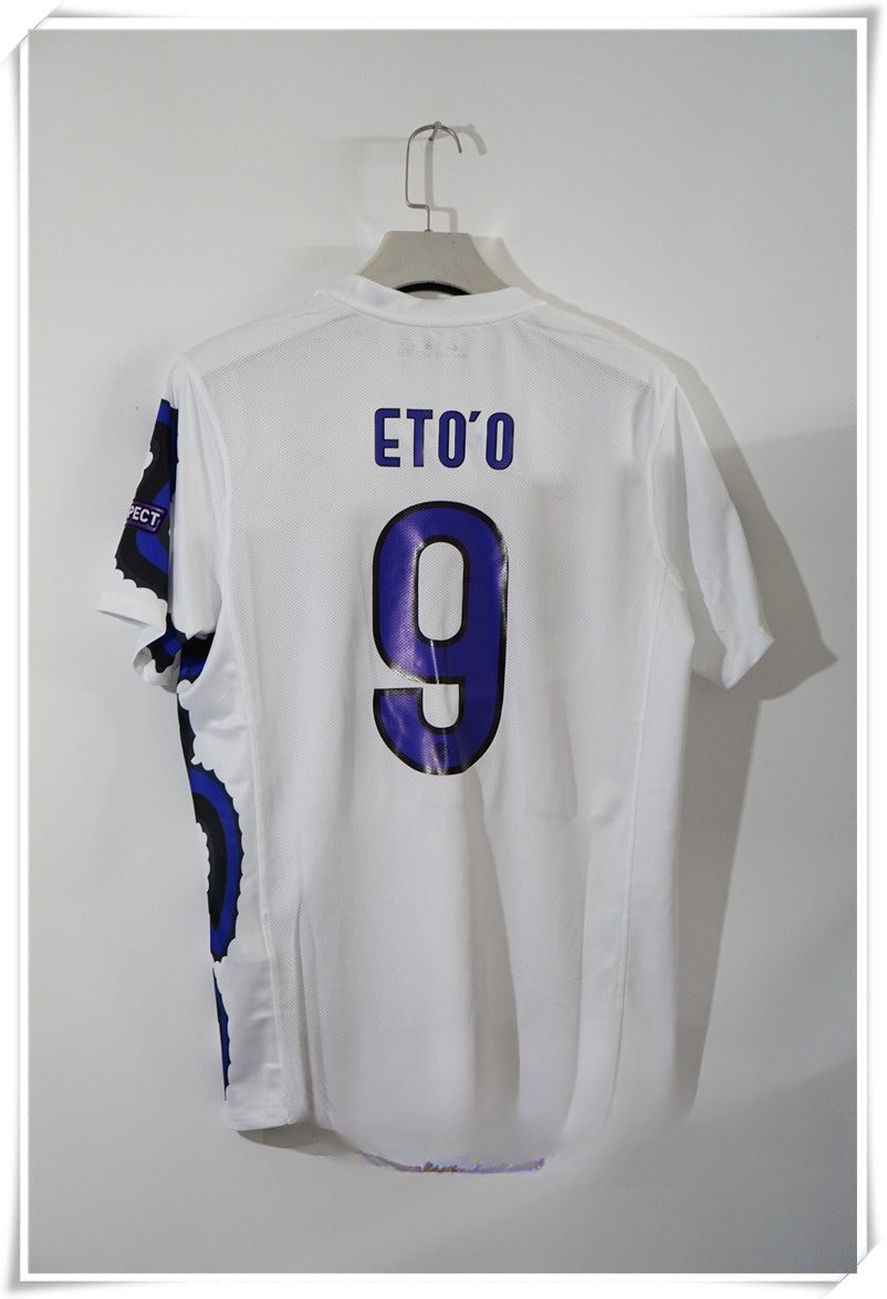 Inter Milan 2010-11 Away Retro Jersey – White Navy Blue Dragon Sleeve Pirelli Nike One Star Fan Version Football Shirt